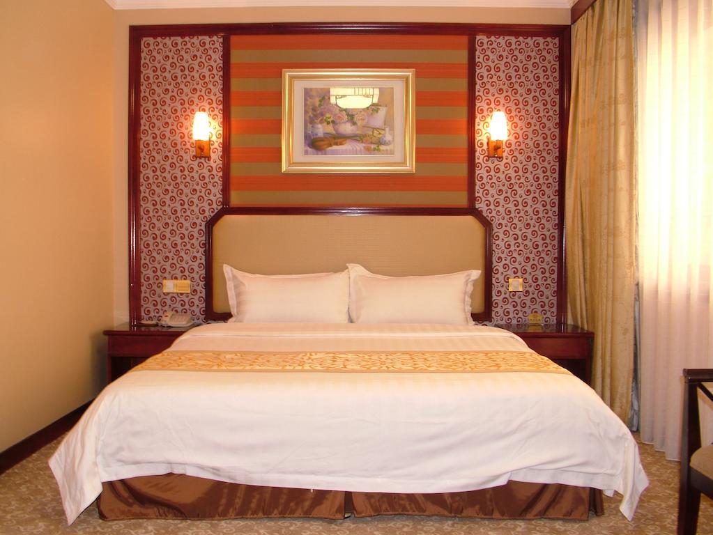 Dongjia Flatlet Hotel Shenzhen Room photo